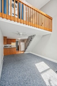 Building Photo - 210 Beach St