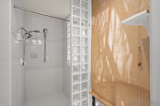 Building Photo - 13070 Via Grimaldi
