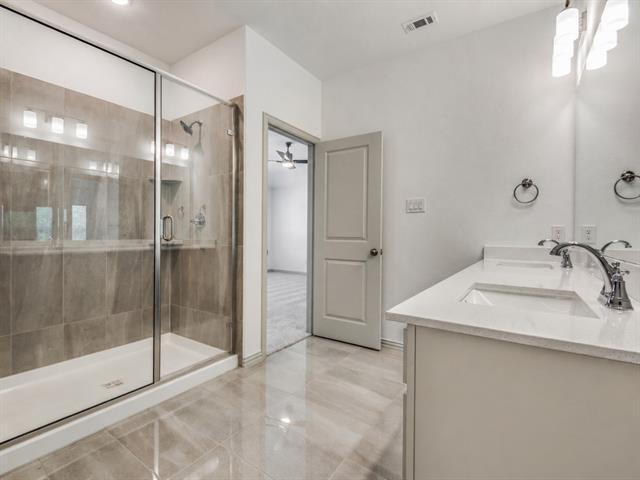 Building Photo - 8913 Swallowtail St