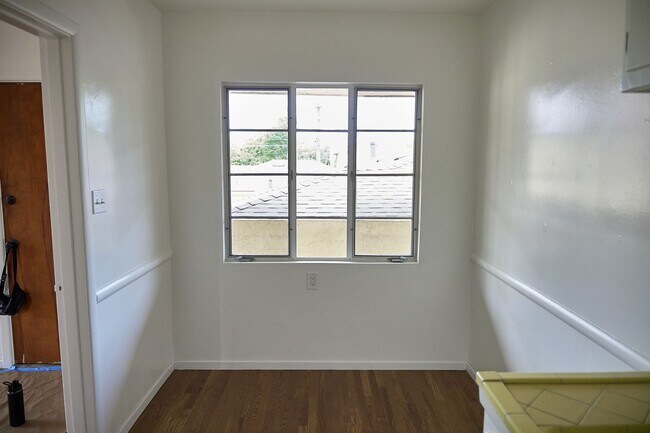 Building Photo - 5501 Orange Ave