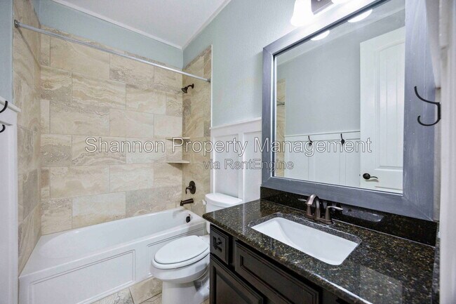 Building Photo - 13318 Cameron Reach Dr