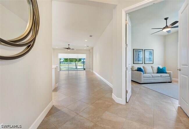 Building Photo - 28496 Burano Dr