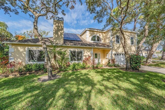 Building Photo - 2122 Oak Forest Ln