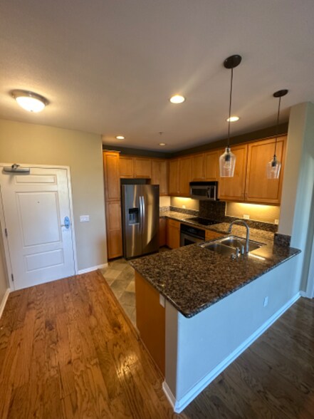 Building Photo - 3857 Pell Pl