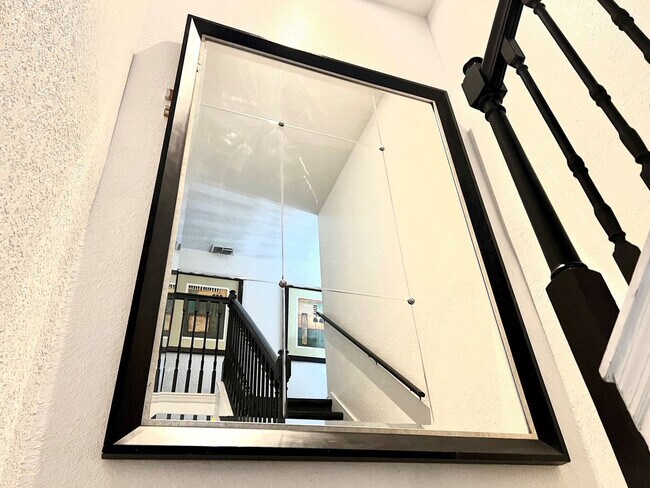 Building Photo - 1145 Troon Cir