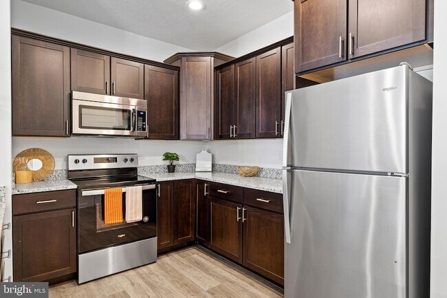 Building Photo - 4206 Rowen Ct