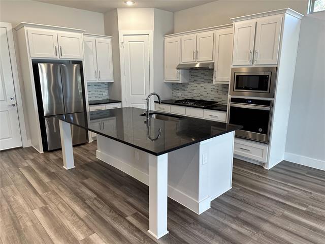 Building Photo - 8105 Radnor Rd