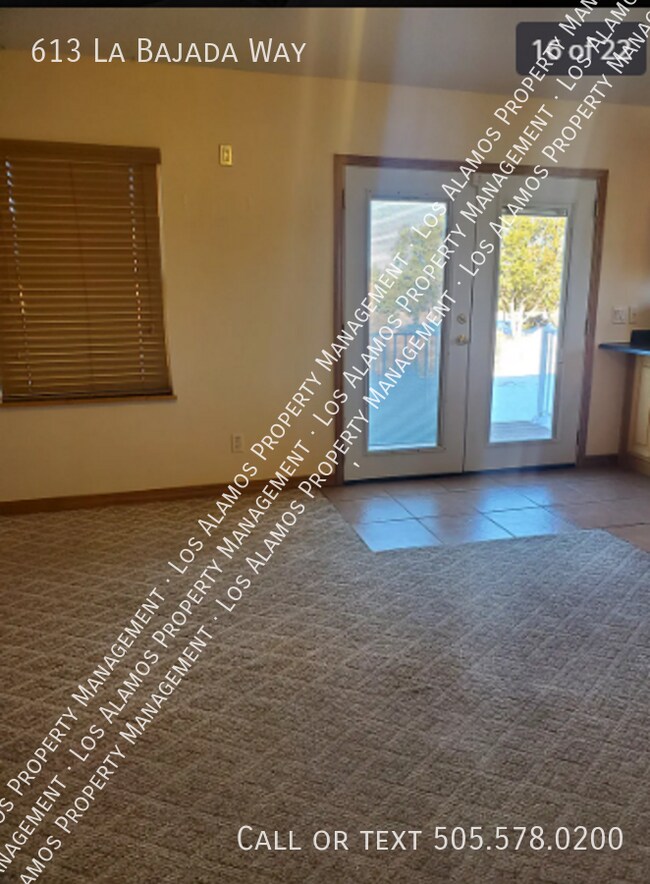 Building Photo - 613 La Bajada Way