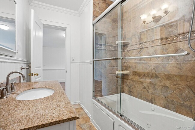 Building Photo - 109 Hillside Pl