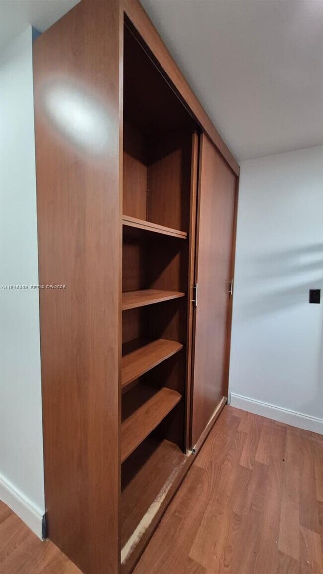 Building Photo - 8531 SW 109th Ave