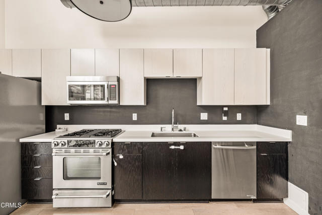 Building Photo - 527 Molino St