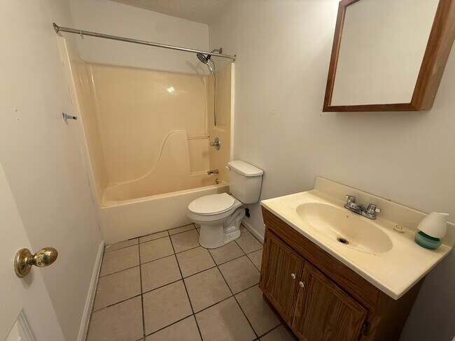 Building Photo - Wolf Manor