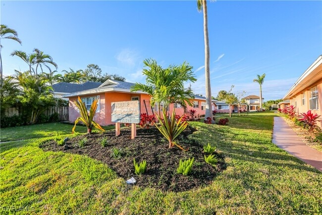 Primary Photo - 520 97th Ave N