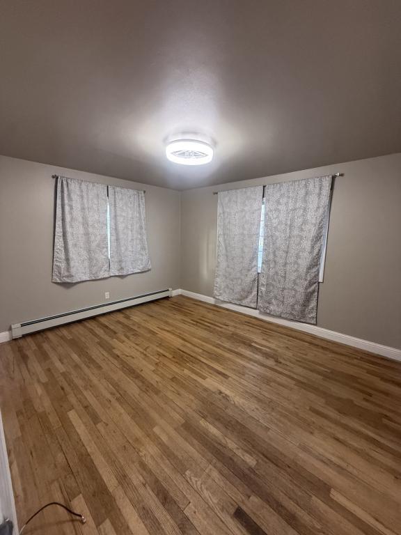 Building Photo - 1934 Crest St