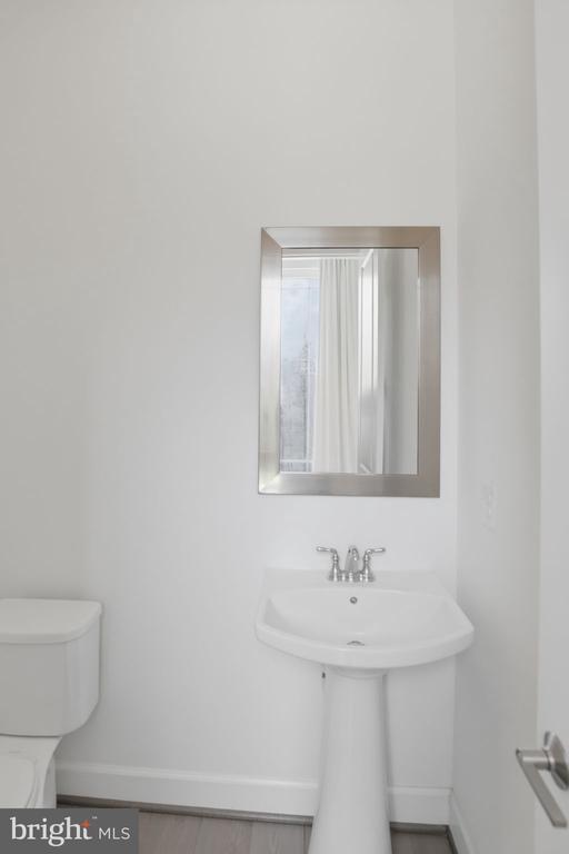 Building Photo - 20246 Northpark Dr