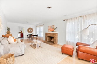 Building Photo - 4849 San Rafael Ave