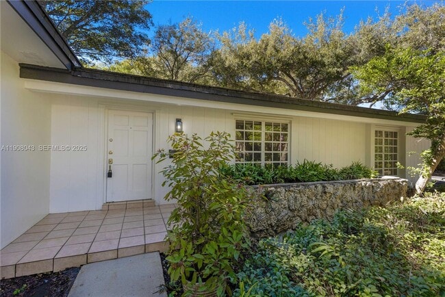 Building Photo - 16412 SW 74 CT