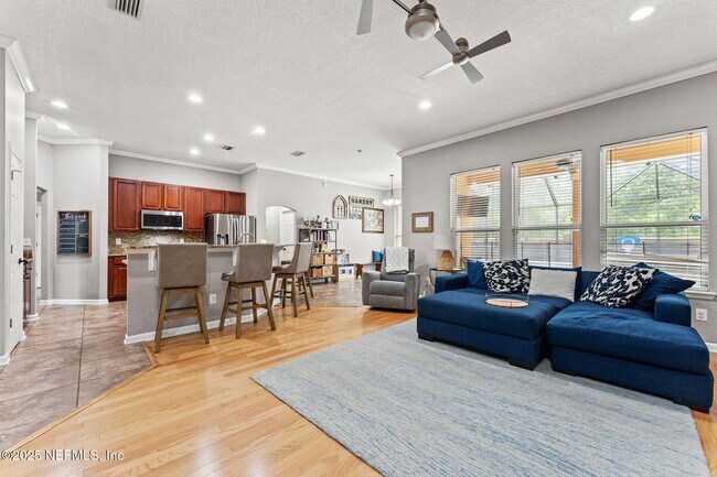 Building Photo - 14612 Zachary Dr