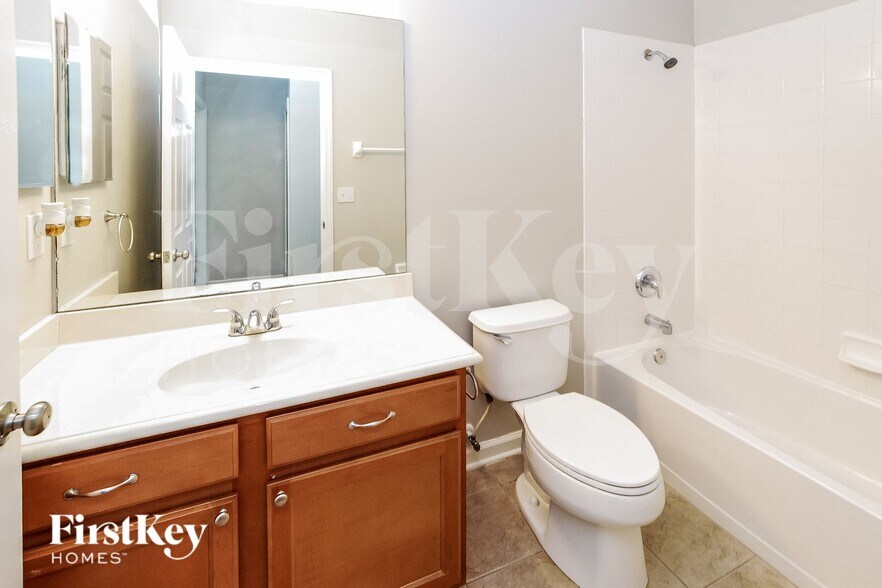 Building Photo - 1256 Stonehedge Trail Ln