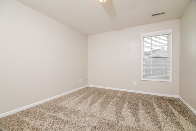 Building Photo - 2405 King Malcolm Ln