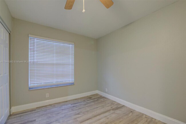 Building Photo - 1224 NE 2nd Ave