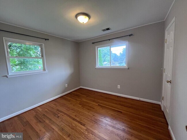 Building Photo - 7021 Hickory Hill Rd