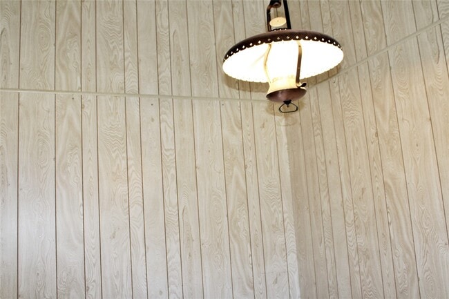 Building Photo - 218 Smith St