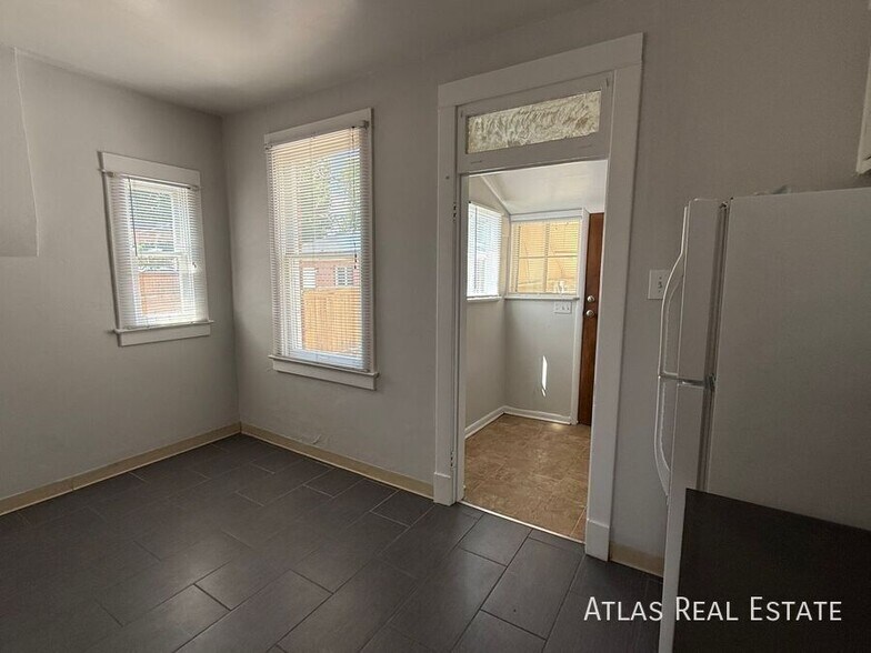 Building Photo - 3057 W 38th Ave