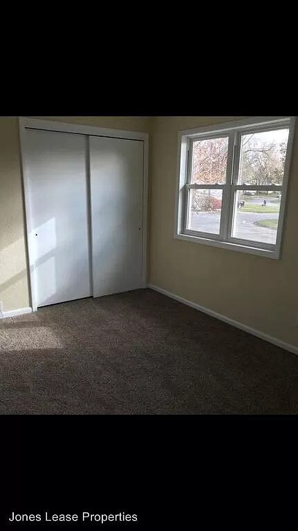 Building Photo - 508 12th St