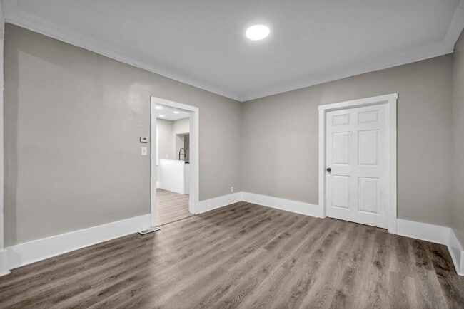 Building Photo - 10920 Granger Rd