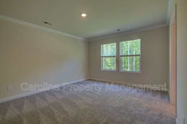 Building Photo - 105 Johns Cardinal Dr