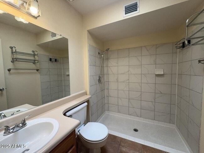 Building Photo - 797 S Sunset Vista Dr