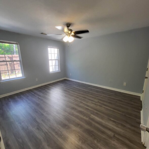 Building Photo - 4687 Brookwood Ln