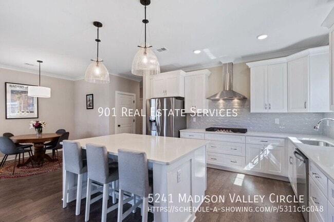 Building Photo - 5241 Madison Vly Ln