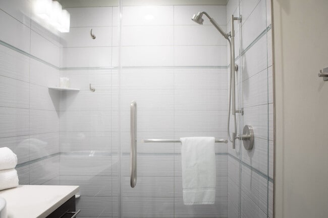 Building Photo - 225 E Michigan St