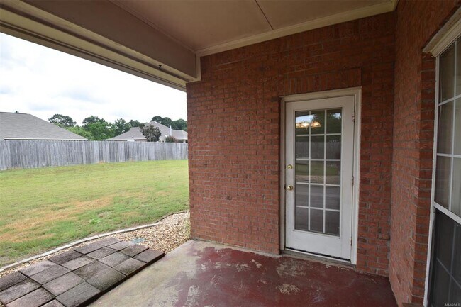 Building Photo - 1691 Rambling Brook Ln
