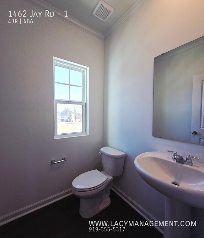 Building Photo - 1462 Jay Rd