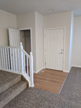 Building Photo - 732 Vista Verde Heights