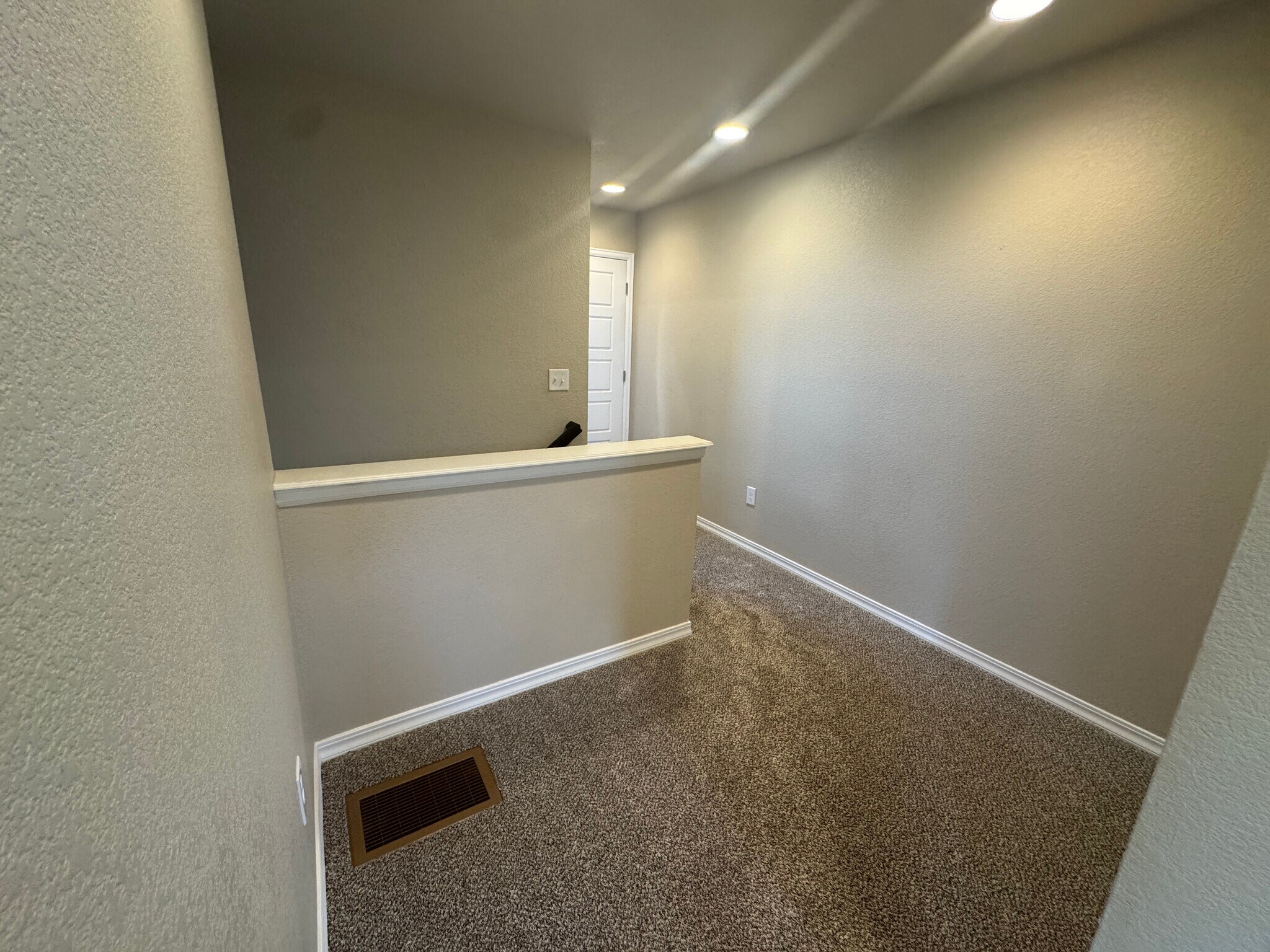 Building Photo - 6153 Callan Dr