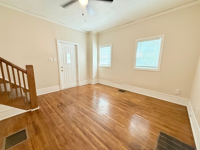 Building Photo - Limited-Time Offer – Reduced Rent & 6-Mont...