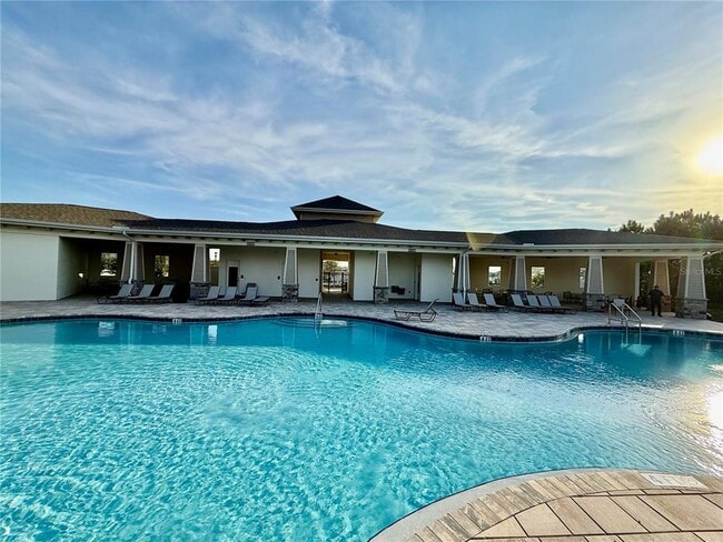 Building Photo - 32514 Weathered Oak Dr