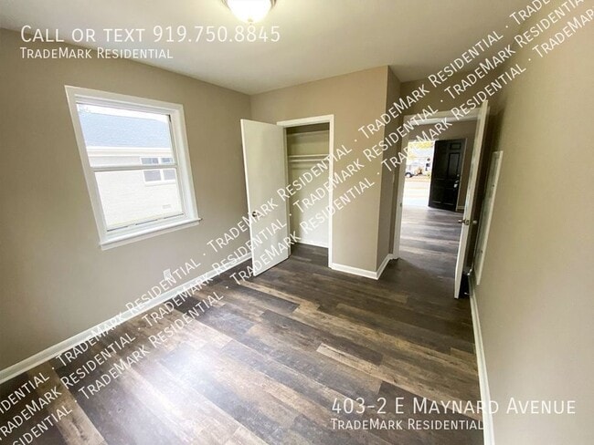 Building Photo - 403 E Maynard Ave
