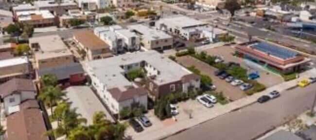 Building Photo - North Park Condo Steps to Adams Ave Normal Heights!