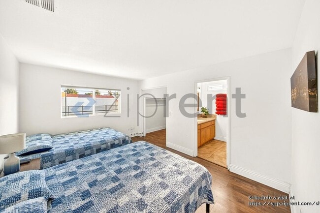 Building Photo - 1745 Buckeye St