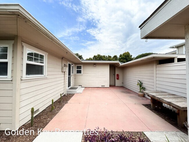 Building Photo - Welcome to this beautiful single-level hom...