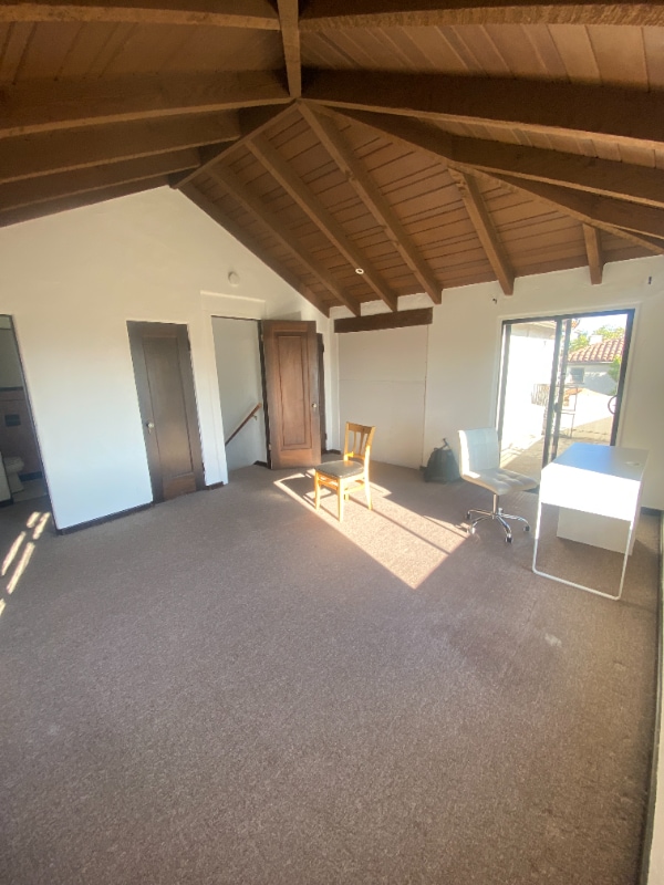 Building Photo - 1700 Le Roy Ave