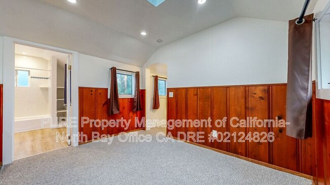 Building Photo - 3221 Acreage Ln