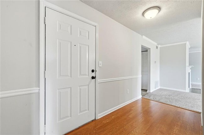 Building Photo - 117 Brittany Ct