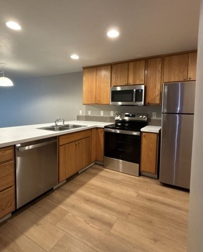 Building Photo - lenft01