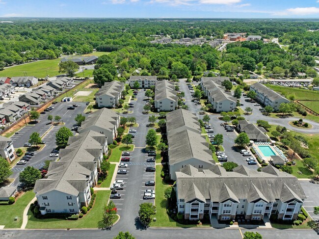 Building Photo - “Spring is in the air! Ask about our one month free specials for April move ins!